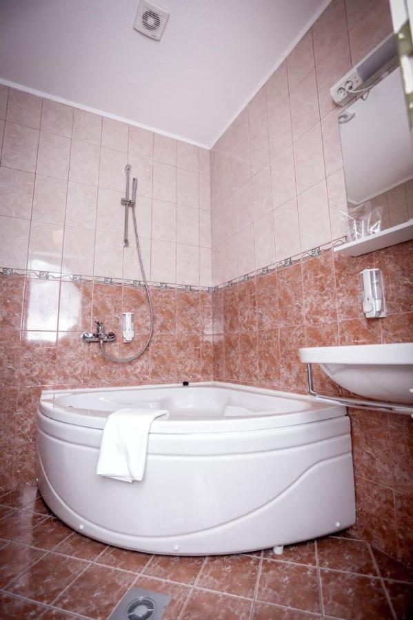 Hotel Bob Сараєво Екстер'єр фото