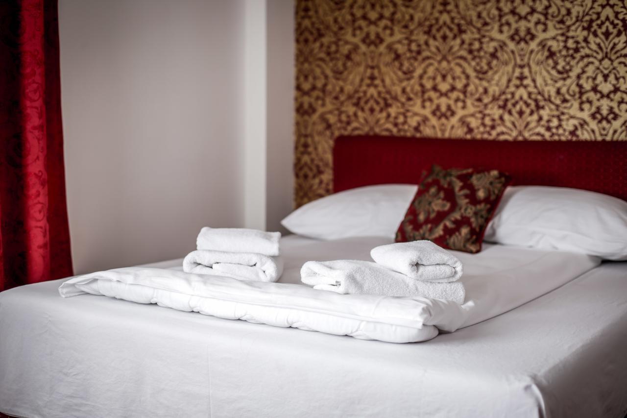Hotel Bob Сараєво Екстер'єр фото